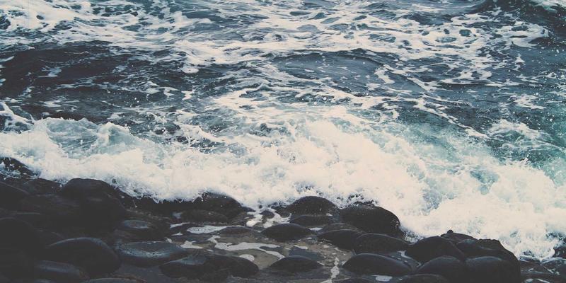 萧山笔记本电脑进水紧急处理指南：从自救到专业维修，避免数据丢失与二次伤害